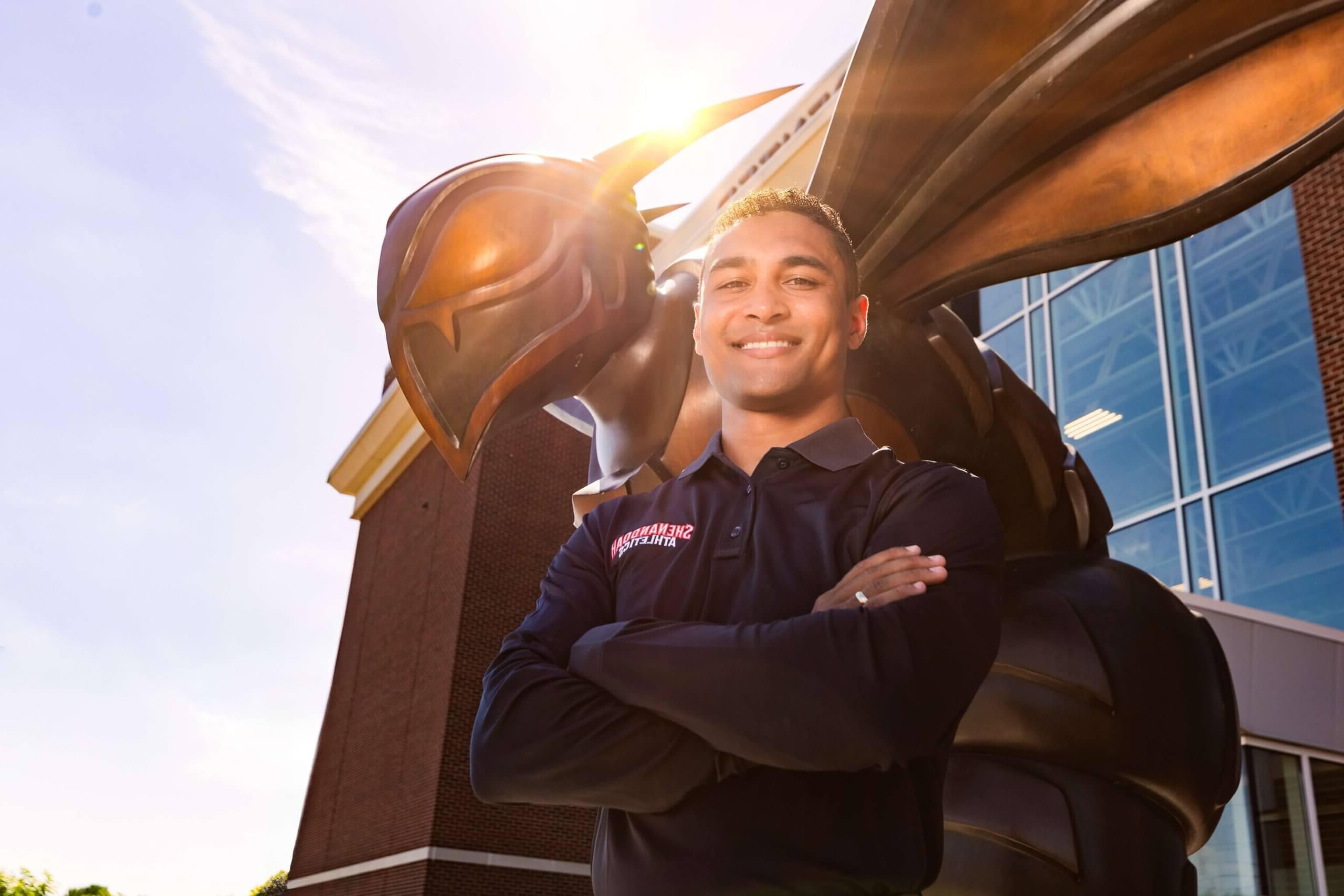 DeShon Foxx portrait at hornet statue